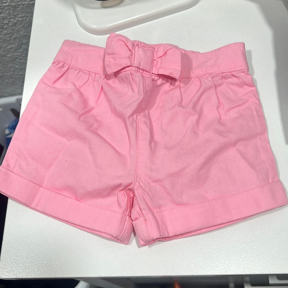 Pink baby shorts with bow
